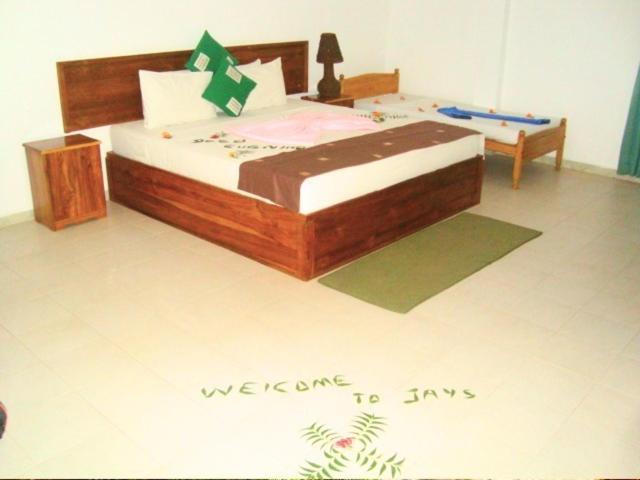 Jays Holiday Resort Хабарана Номер фото