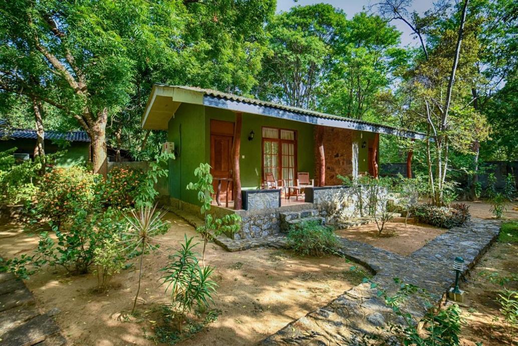 Jays Holiday Resort Хабарана Экстерьер фото