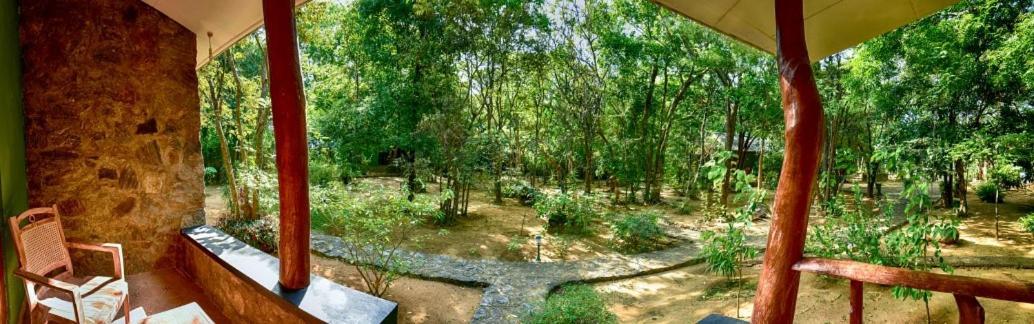 Jays Holiday Resort Хабарана Экстерьер фото